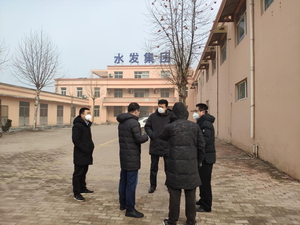 【武城環(huán)?！课涑强h縣長(zhǎng)朱恩鶴到武城縣水發(fā)環(huán)保有限公司督導(dǎo)疫情防控及生產(chǎn)運(yùn)行工作2.jpg